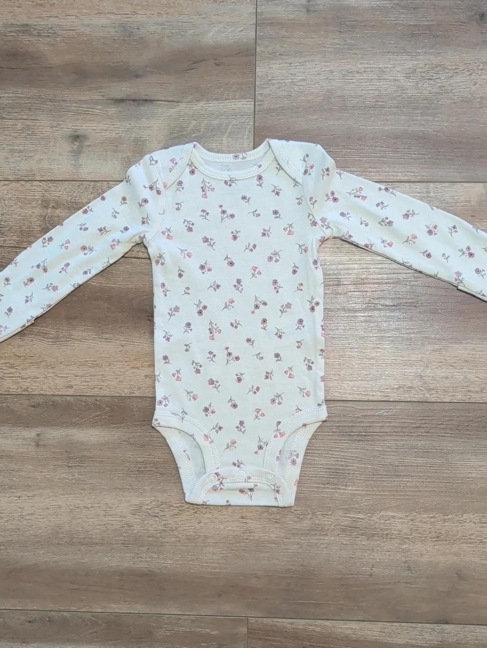 NWOT 3 Carter's Cotton Long Sleeve Onesies, 3 Months